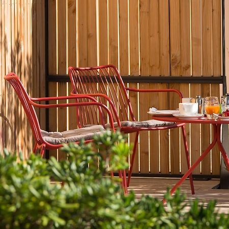 Maison D'Hotes Le Pre Gourmand - Adults Only Eyragues Exterior photo