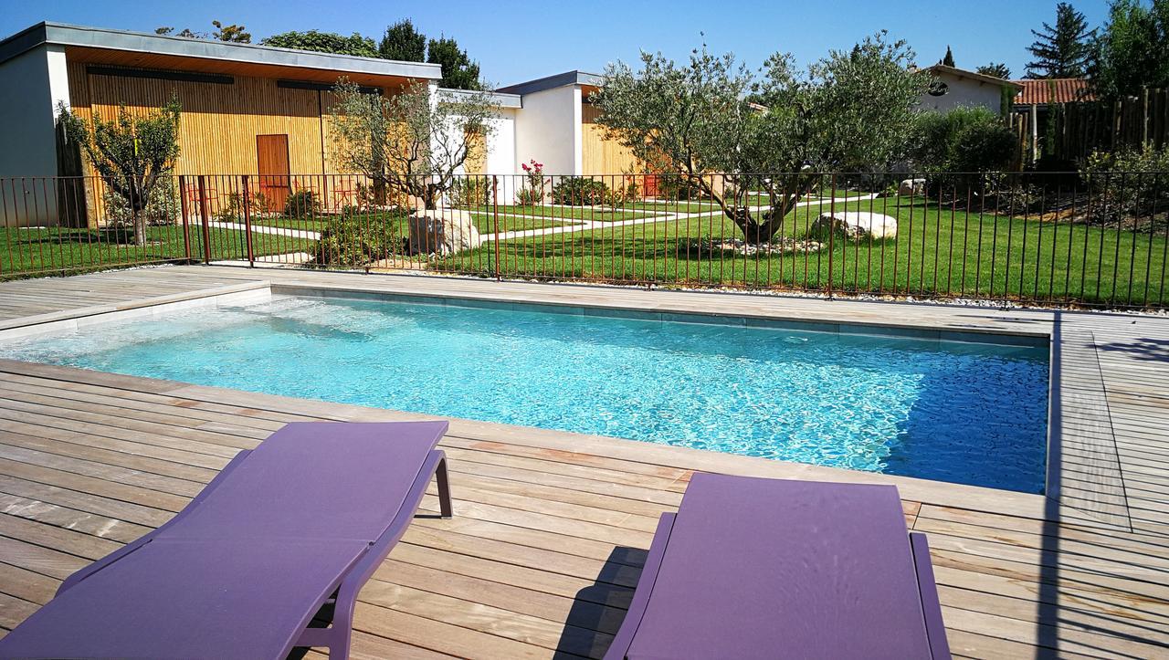 Maison D'Hotes Le Pre Gourmand - Adults Only Eyragues Exterior photo