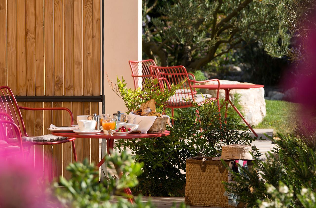 Maison D'Hotes Le Pre Gourmand - Adults Only Eyragues Exterior photo